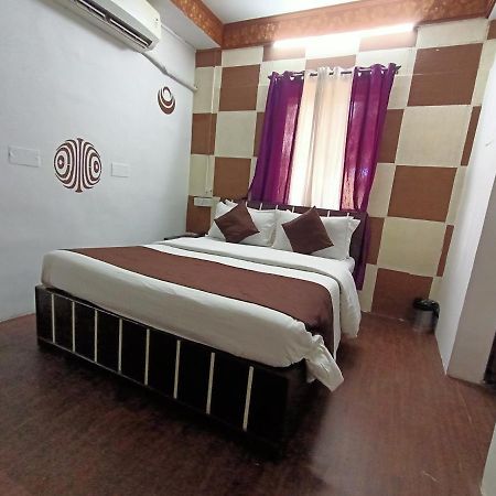 Kalpataru Hometel Mumbai Kültér fotó