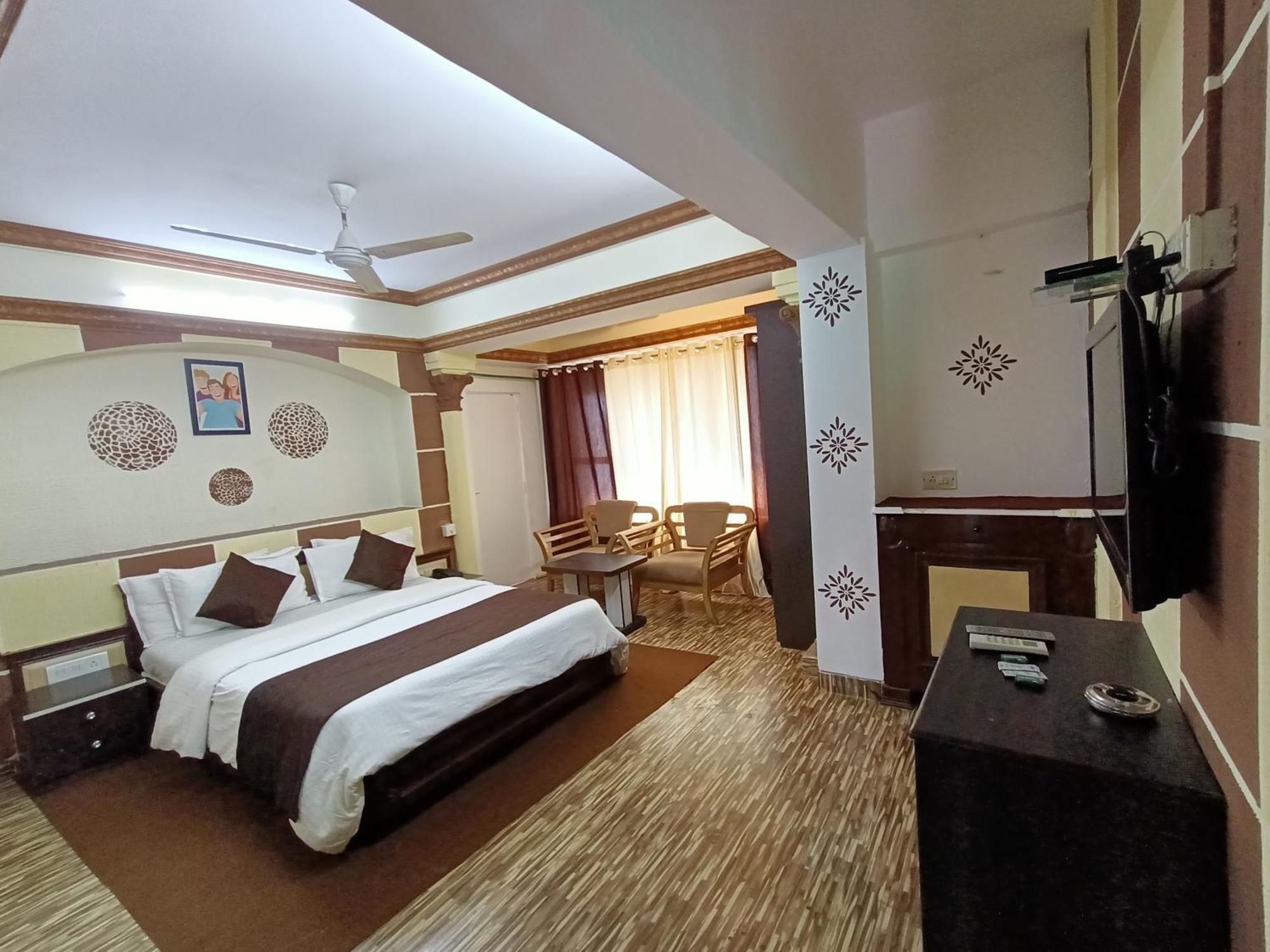 Kalpataru Hometel Mumbai Kültér fotó