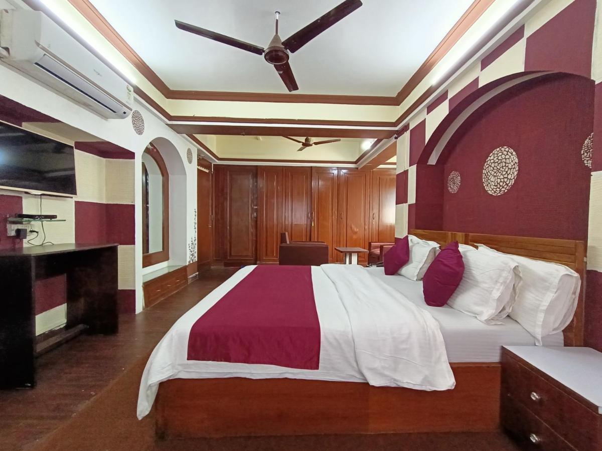 Kalpataru Hometel Mumbai Kültér fotó