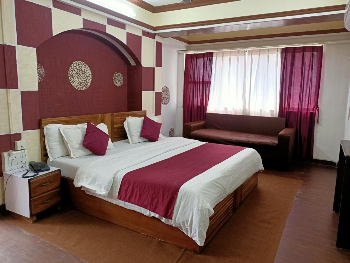 Kalpataru Hometel Mumbai Kültér fotó