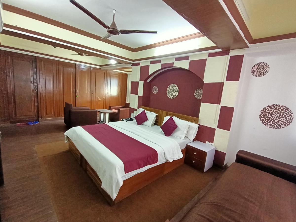 Kalpataru Hometel Mumbai Kültér fotó