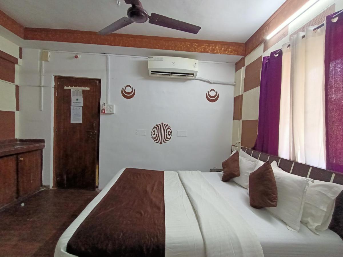 Kalpataru Hometel Mumbai Kültér fotó
